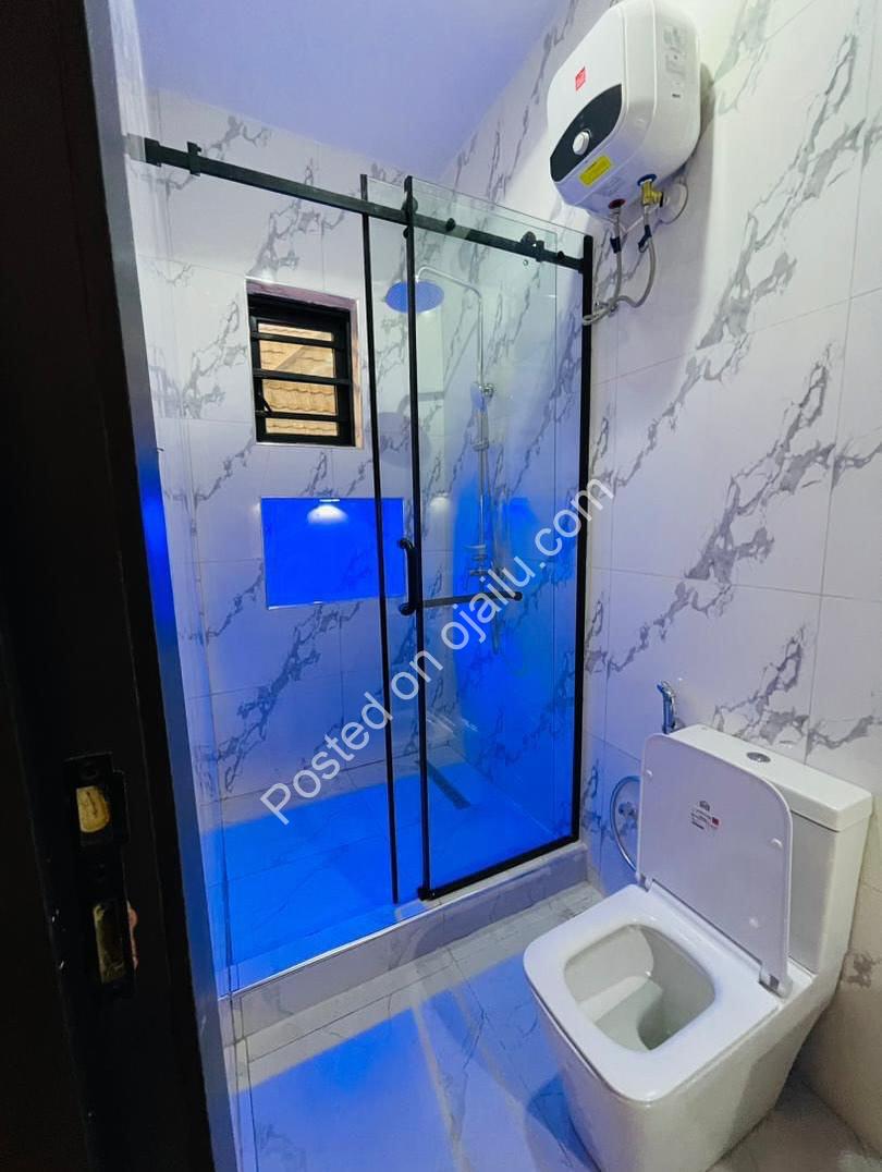 Exquisite 5-Bedroom Duplex with BQ in Prime Ikeja