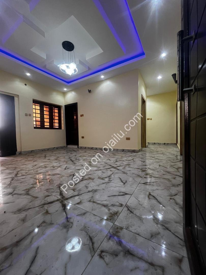 All-Ensuite 2BR Beauty Near Ikeja & Airport