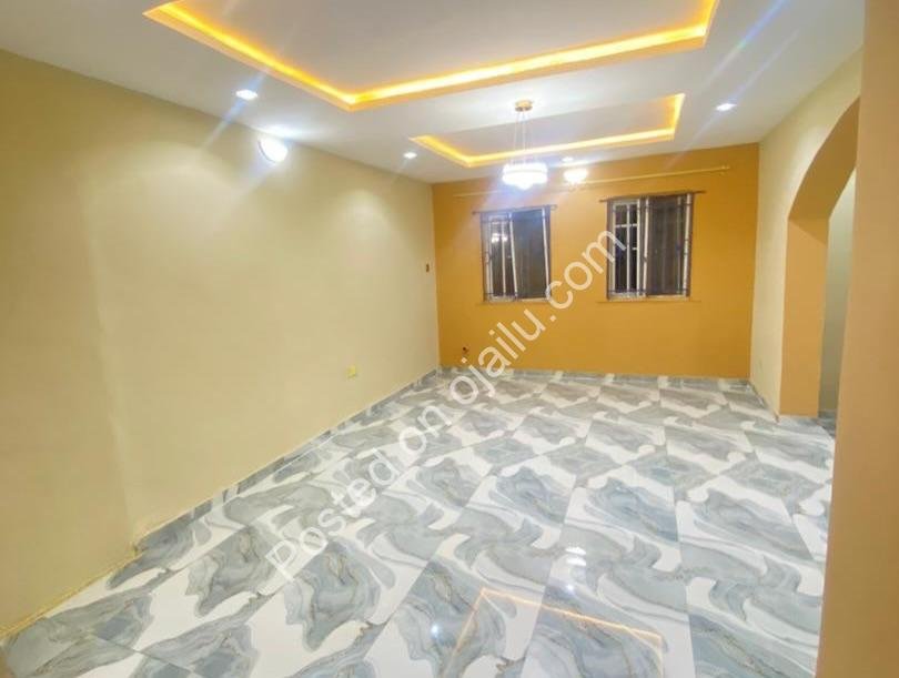 Beachfront 10-Bedroom Mansion with Solar & CCTV