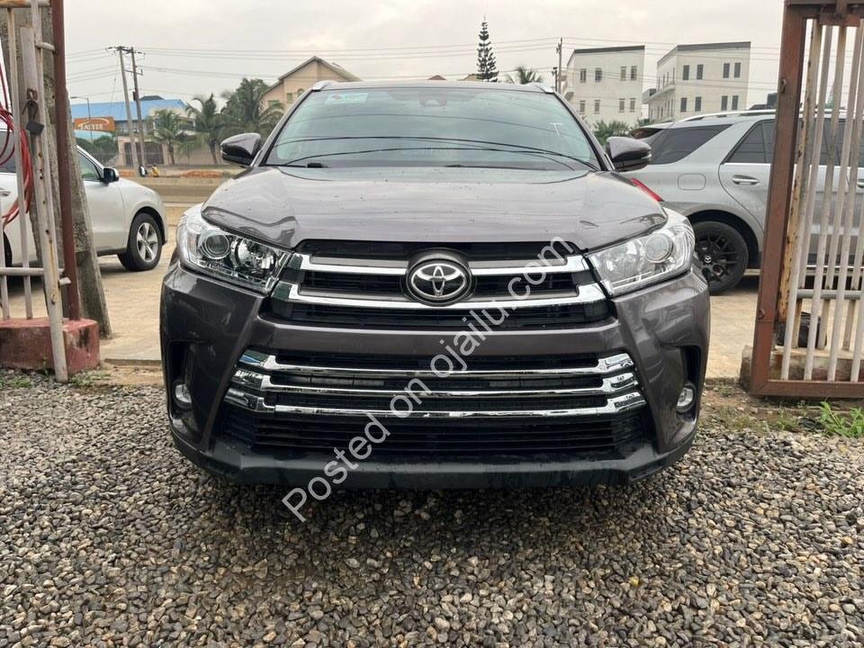 2019 Toyota Highlander: Mint, Duty Paid, 67k Miles