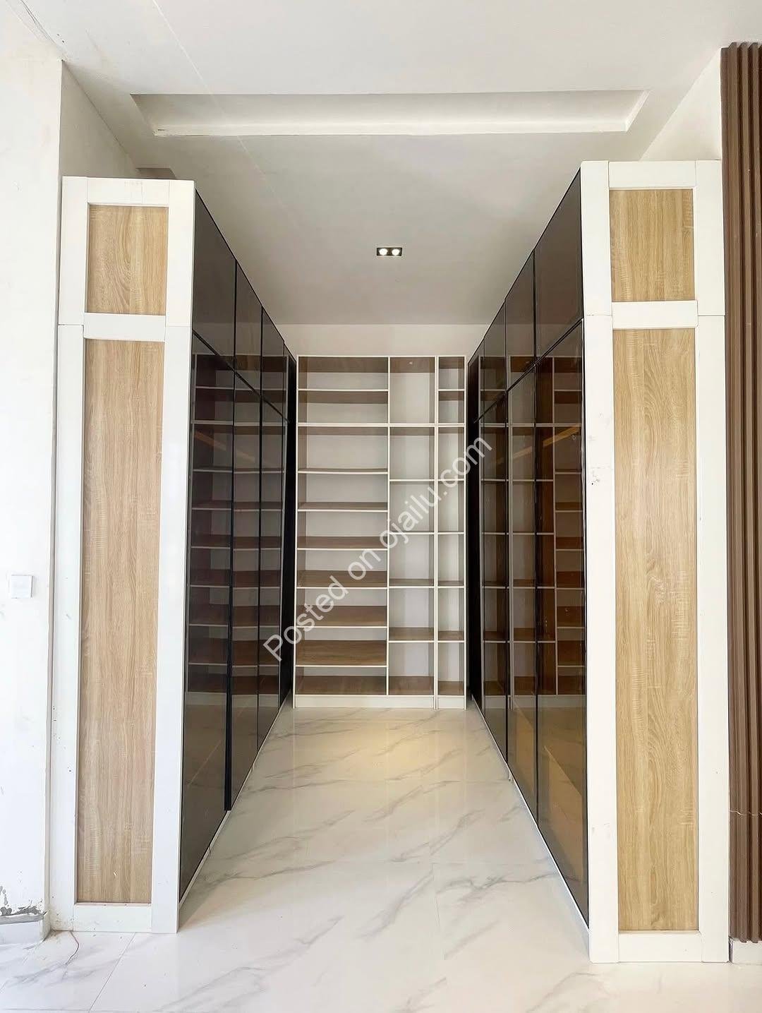 Smart Living, 5-Bedroom Detached Duplex in Chevron