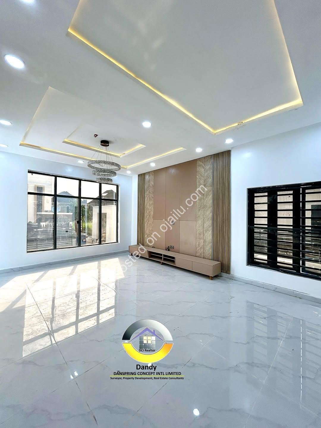 Your Dream Home Awaits: 4BR Duplex with Pool in Sangotedo