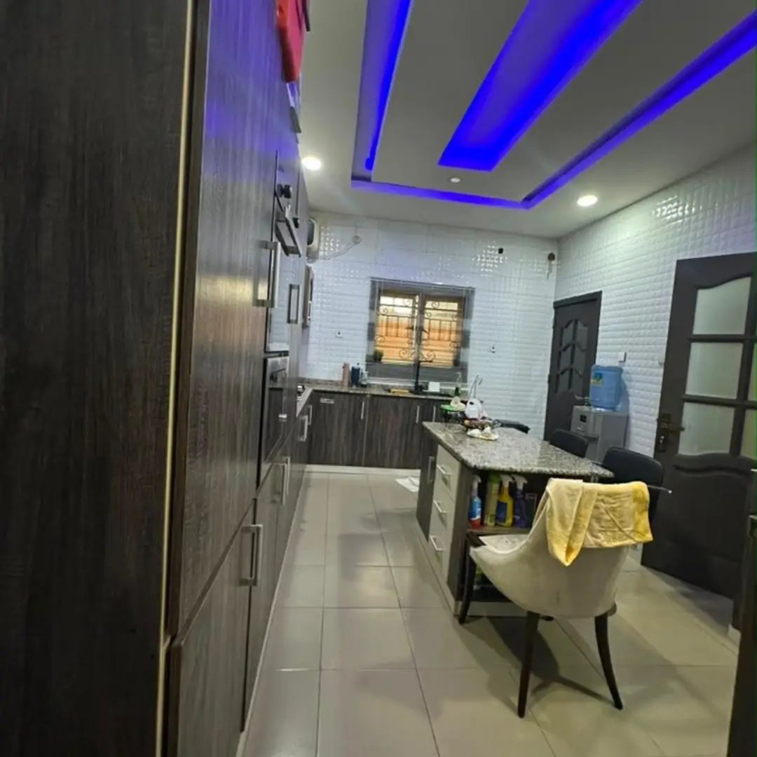 Prime 4-Bed Duplex in Secure Mandela Estate