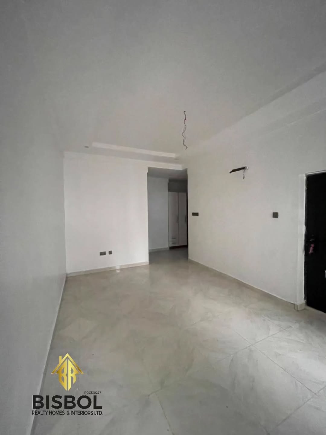 Pay & Pack   3-Bed Serviced Apartment in Ikate Lekki